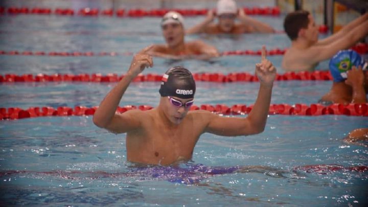 “Quiero ser el mejor nadador en la historia de Chile”: la gran promesa que asoma en el país