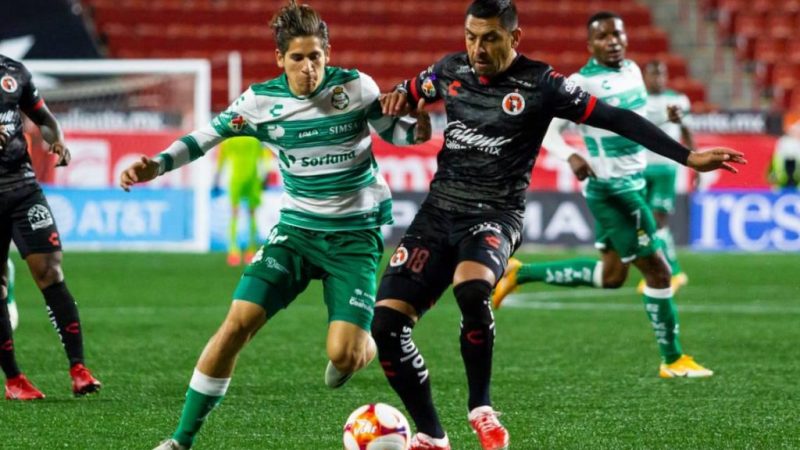 Gonzalo Jara vuelve a Chile tras ser oficializado en Unión La Calera.