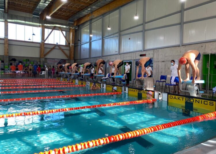 Control Regional Escolar de natación entregó a los mejores