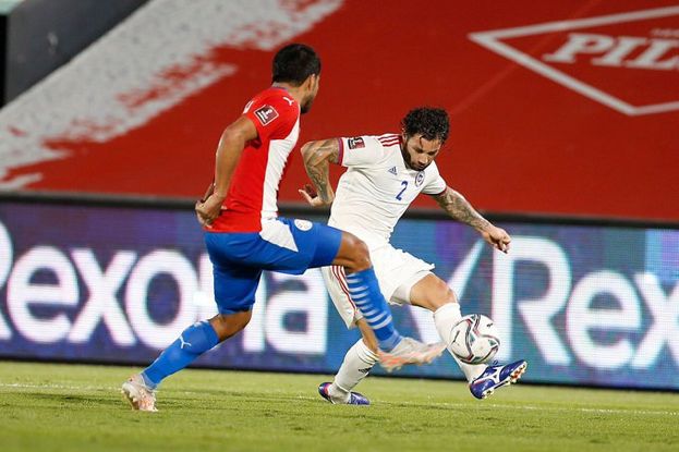 La Roja ganó en Paraguay y sueña con llegar a Qatar