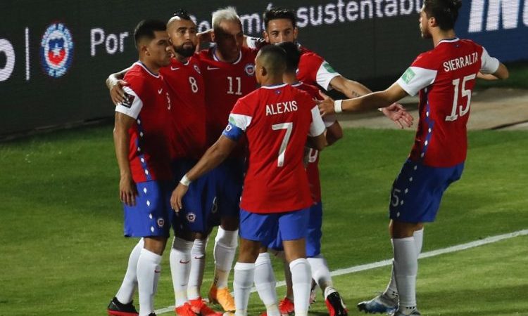 Chile sale a mandar en casa para seguir en puestos de clasificación al Mundial