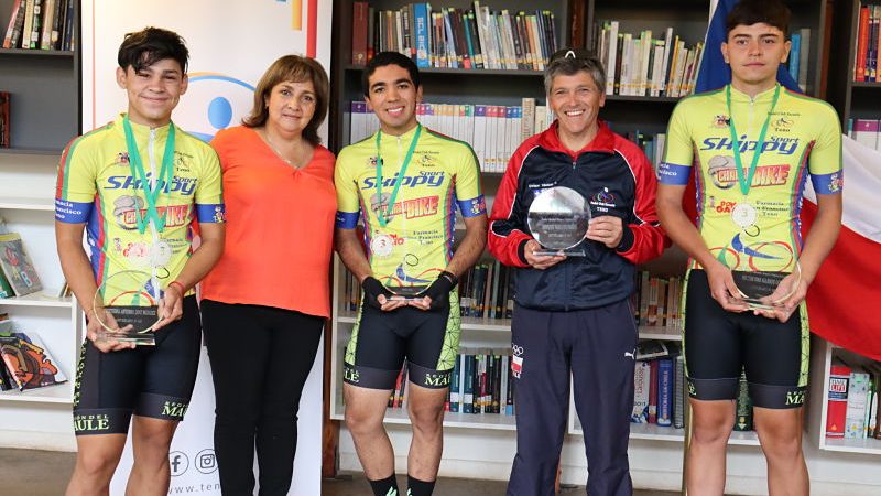 TENO RELEVÓ A SUS JÓVENES GRANDES CICLISTAS