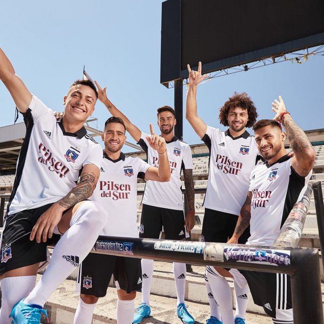 “La nueva piel del Cacique”: Colo Colo presentó su camiseta para la temporada 2022