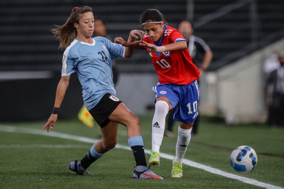 La Roja Femenina Sub 17 empata ante las locales