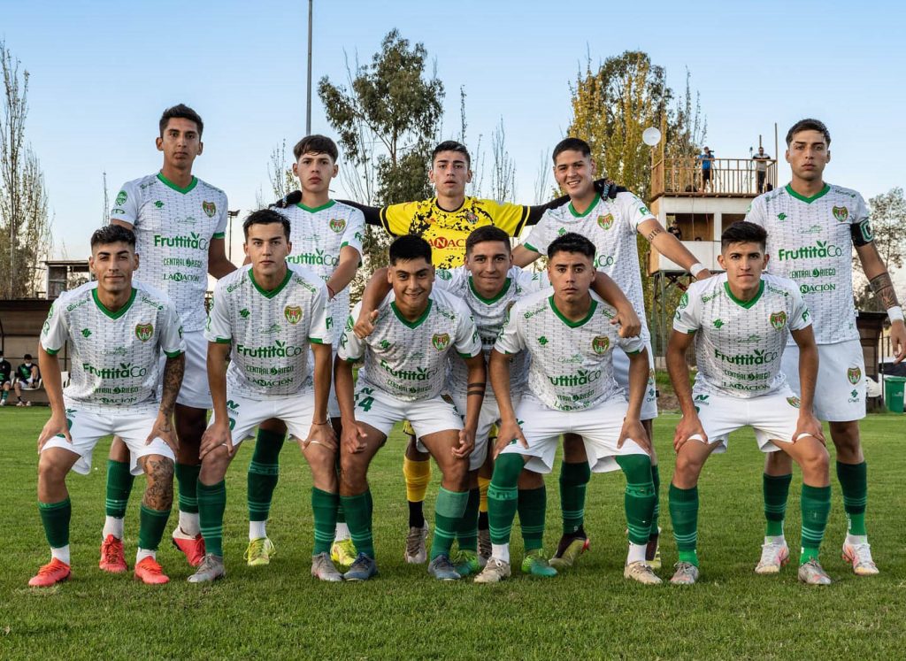 Chimbarongo FC: Los del mimbre listos para darlo todo