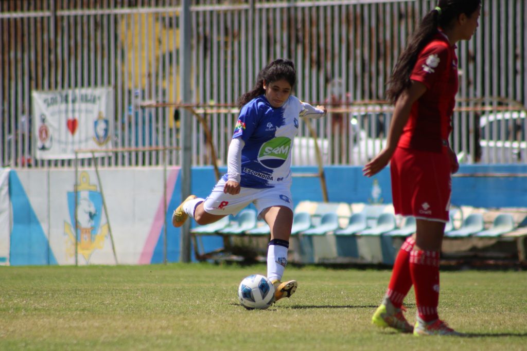 Huachipato Femenino vence por 2-1 a Deportes Antofagasta