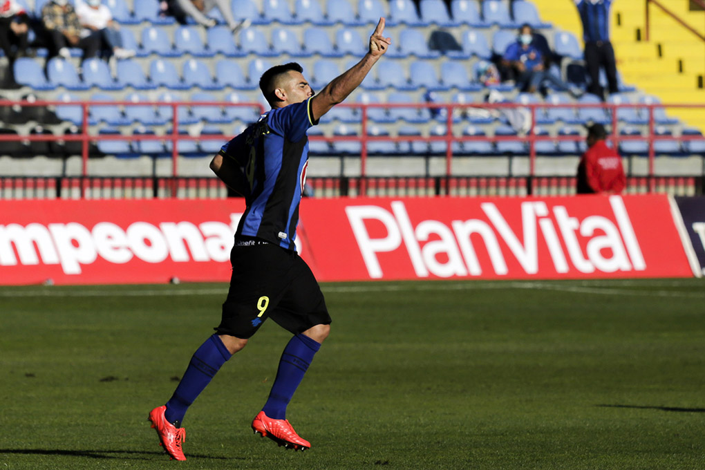 Agónico triunfo acerero en el CAP