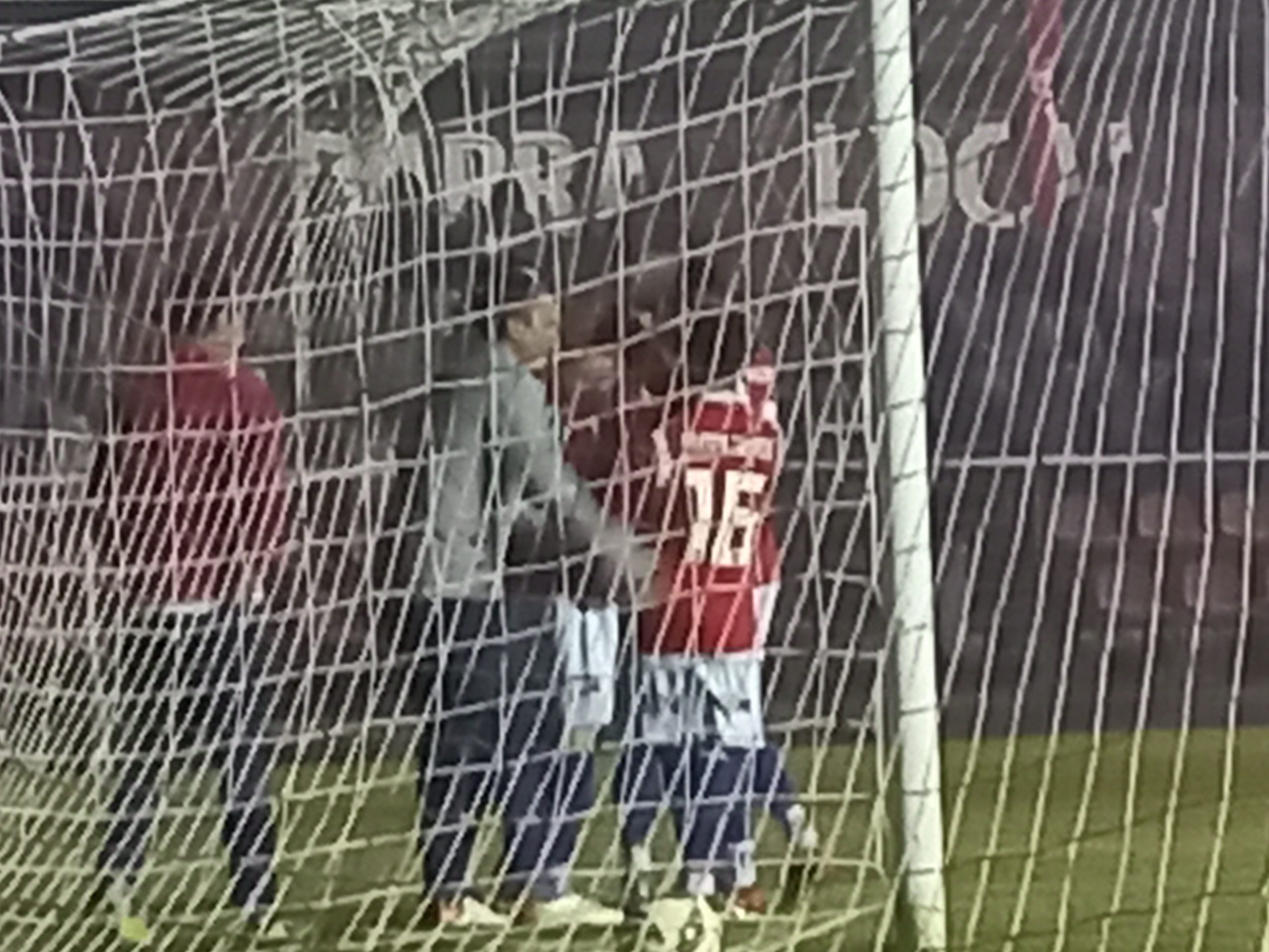 DEMASIADA SUPERIORIDAD