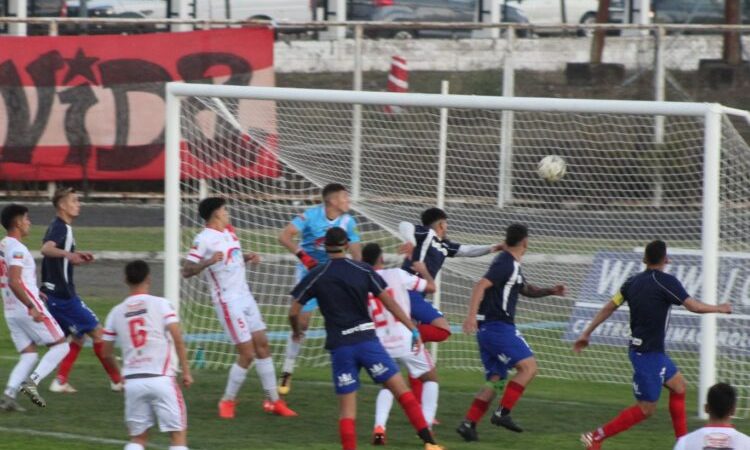 Deportes Linares necesita el apoyo de su parcialidad