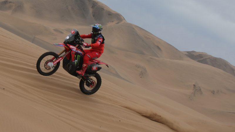 NACHO CORNEJO EL AMO EN EL RALLY DEL DESIERTO