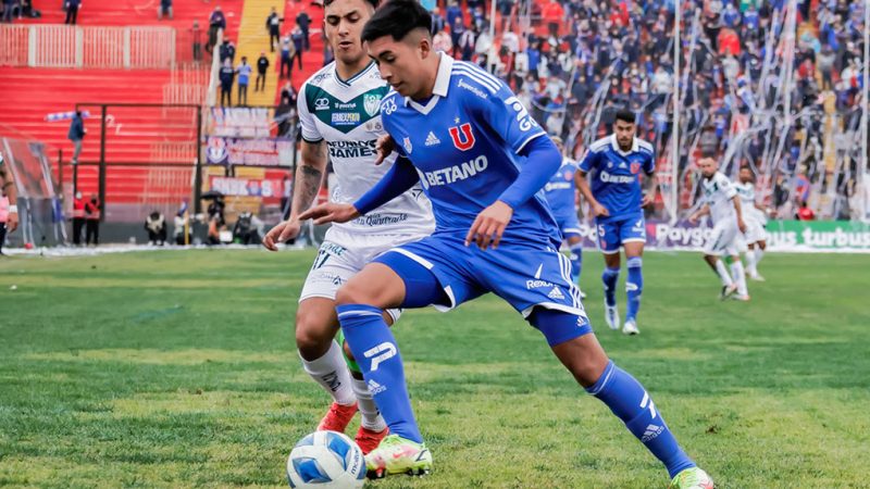 Universidad de Chile empata y elimina a General Velásquez