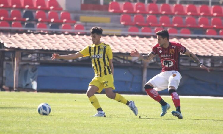 Se proyectan variantes: El equipo que trabajó Rangers para enfrentar a Melipilla