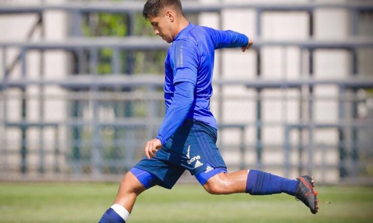 Confirmado: Ex jugador de la “U” arriba a Rangers