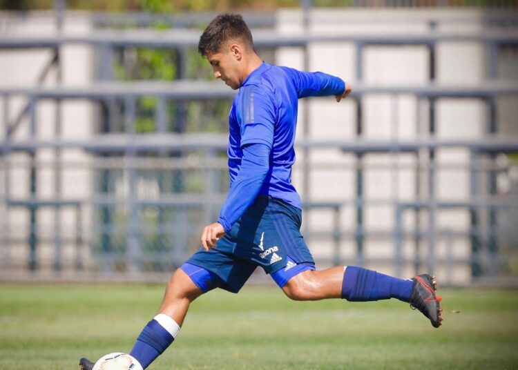 Confirmado: Ex jugador de la “U” arriba a Rangers