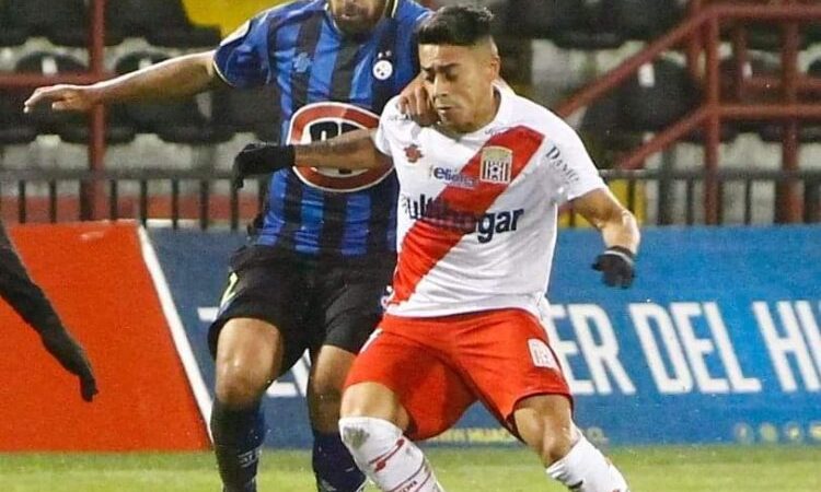 Curicó saldrá a mandar en casa para acercarse a los líderes