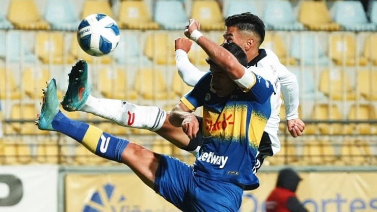 Tabla de posiciones: Colo Colo no aprovecha la opción de arrancarse en el primer lugar ante Everton