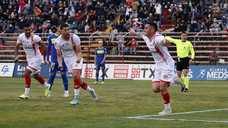 SAN FELIPE PRESIONA LA PARTE ALTA