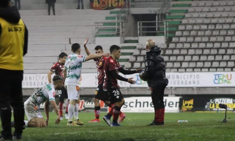 Rojinegro entrenó fórmula para vencer a Barnechea