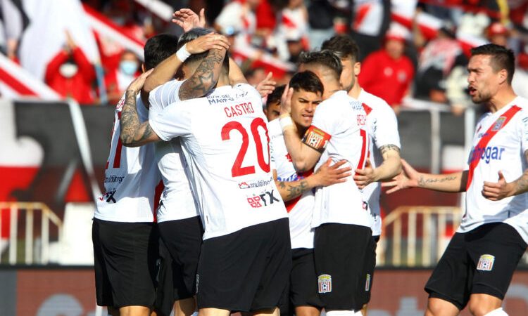 Curicó buscará dar el primer golpe en los octavos de final de la Copa Chile