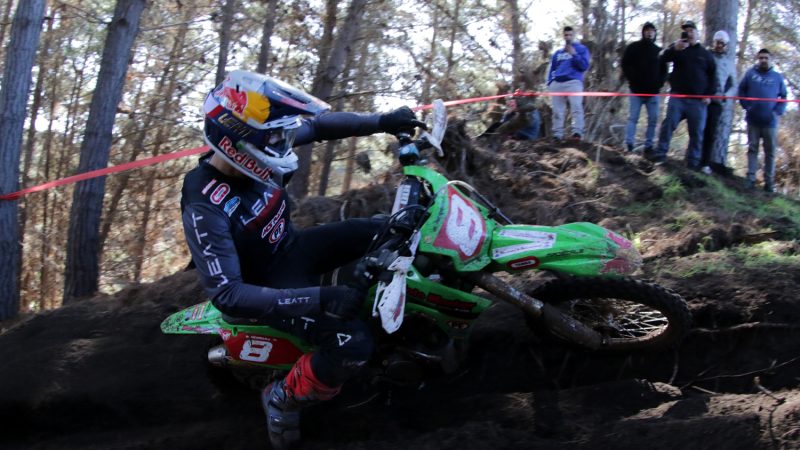 BENJAMÍN HERRERA LIDERA EL LATINOAMERICANO DE PICHILEMU