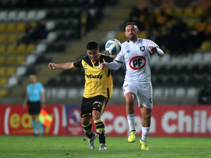 Huachipato empata y clasifica a cuartos de Copa Chile