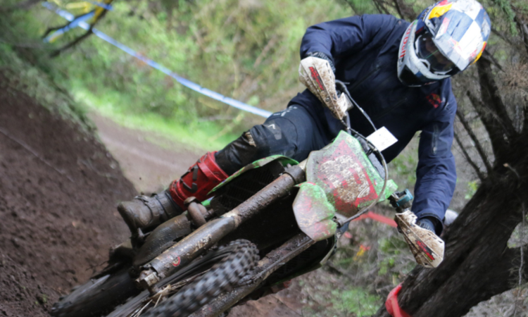 “Benja” Herrera brilló en Latinoamericano de enduro en Pichilemu