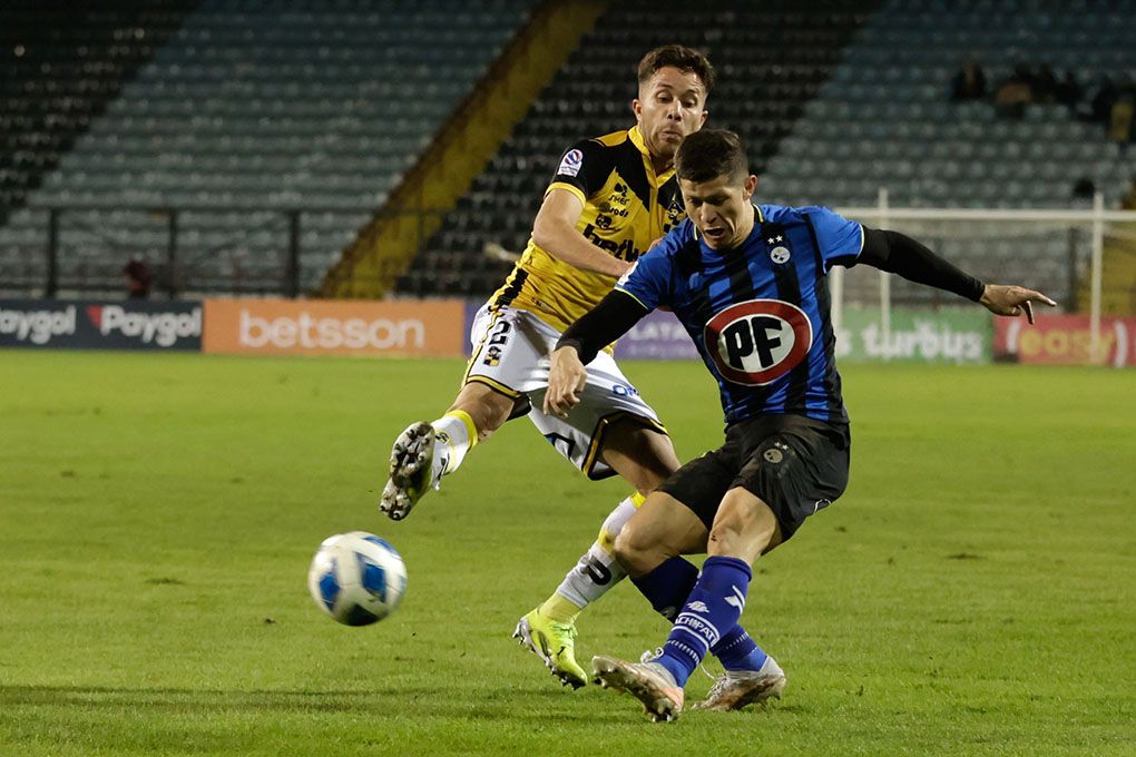 Huachipato le da la primera estocada a Coquimbo Unido