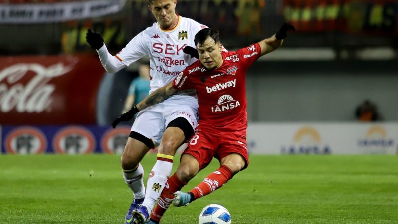 A Ñublense se le «cortó la luz» durante el partido y cayó ante la U. Española