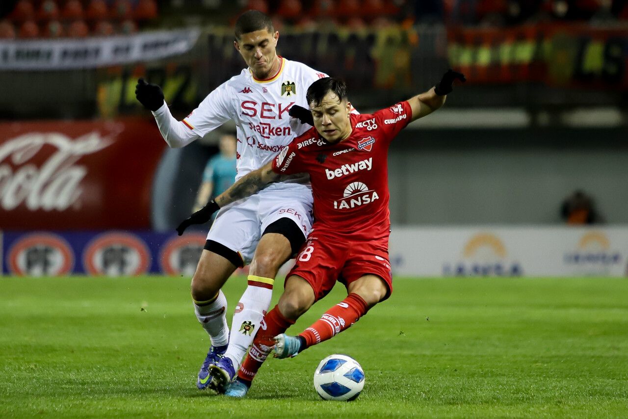 A Ñublense se le «cortó la luz» durante el partido y cayó ante la U. Española