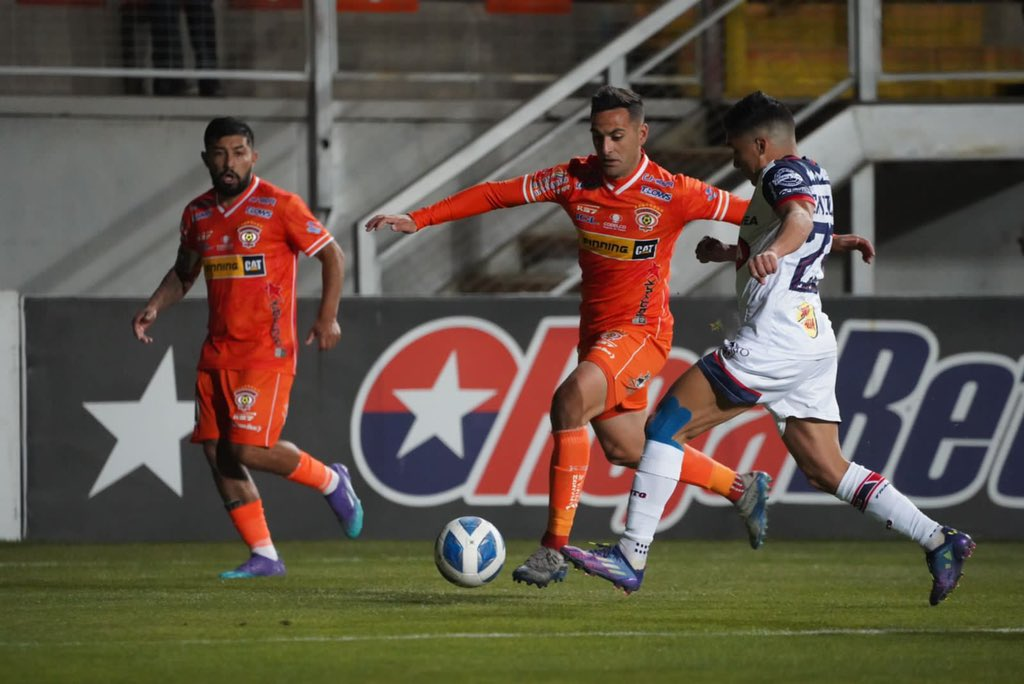 Cobreloa consiguió agónico triunfo ante Melipilla y prendió el Ascenso