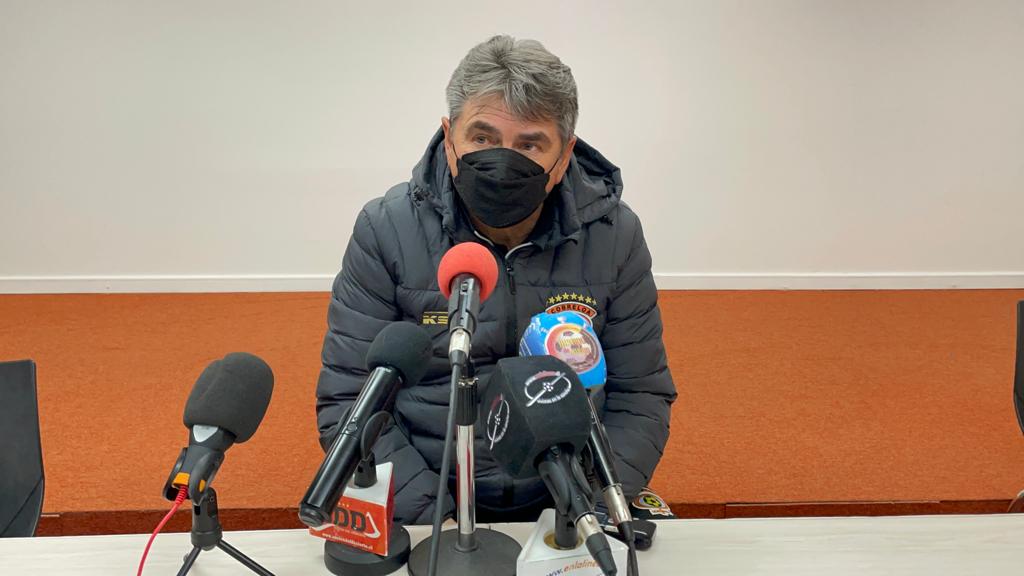 Emiliano Astorga, director técnico loíno: «Dependemos de nosotros y no de Magallanes»