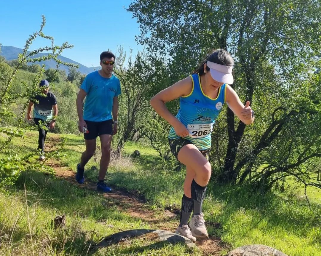 EMOTIVAS CORRIDAS EN DOS FRENTES