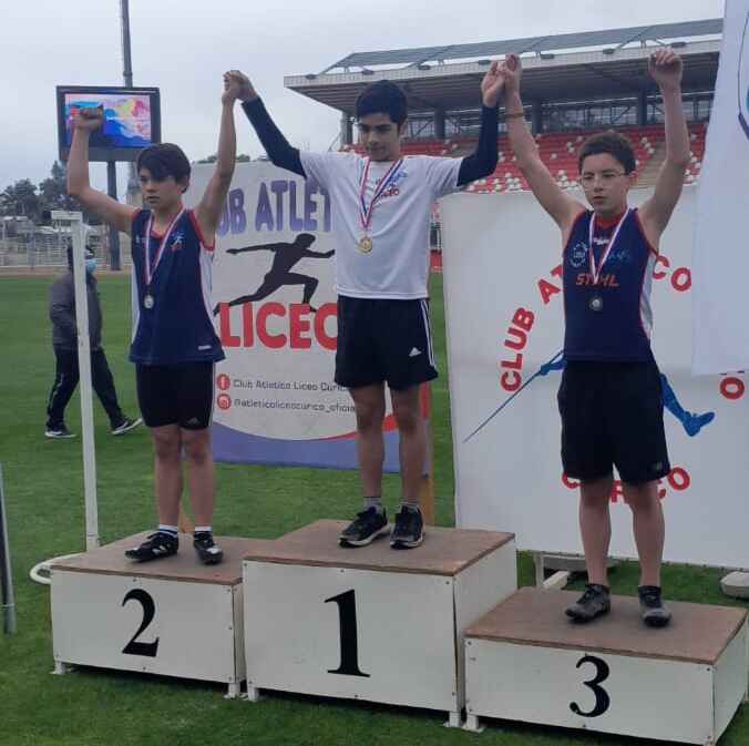 DEBUTÓ, GANÓ SUS DOS PRUEBAS Y ES RÁNKING