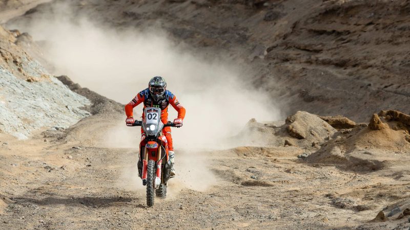 PABLO QUINTANILLA GANA SU 7° ATACAMA RALLY