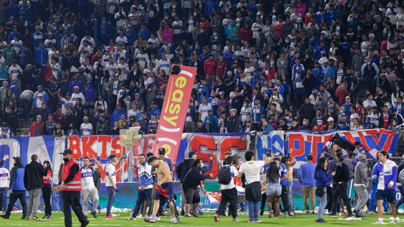 ¿Cómo debe mejorar la ley de violencia en los estadios?