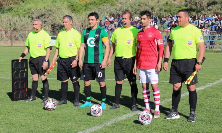 Villanos cortaron el queque con reclamo en final de serie de honor