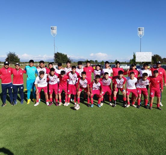 LONTUE CAMPEON ZONA NORTE EN  SUB 15