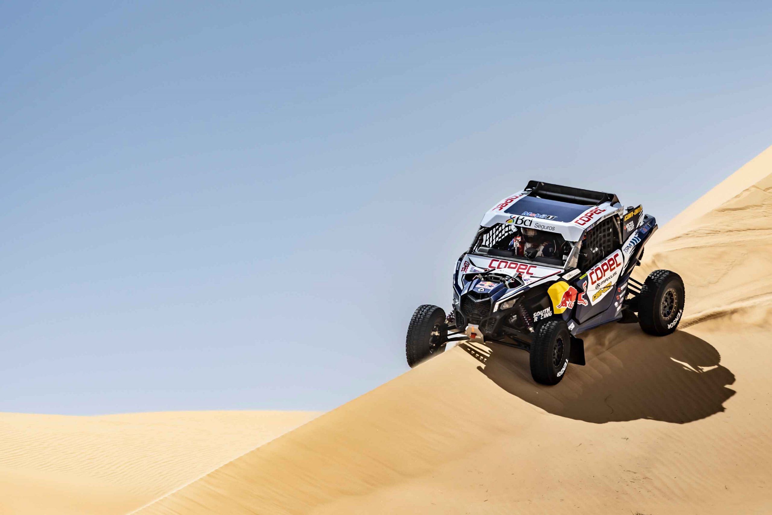 CHALECO FIRME EN EL RALLY DE MARRUECOS