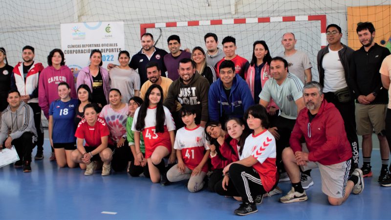 Con éxito se desarrolló capacitación en balonmano en la ciudad de Curicó