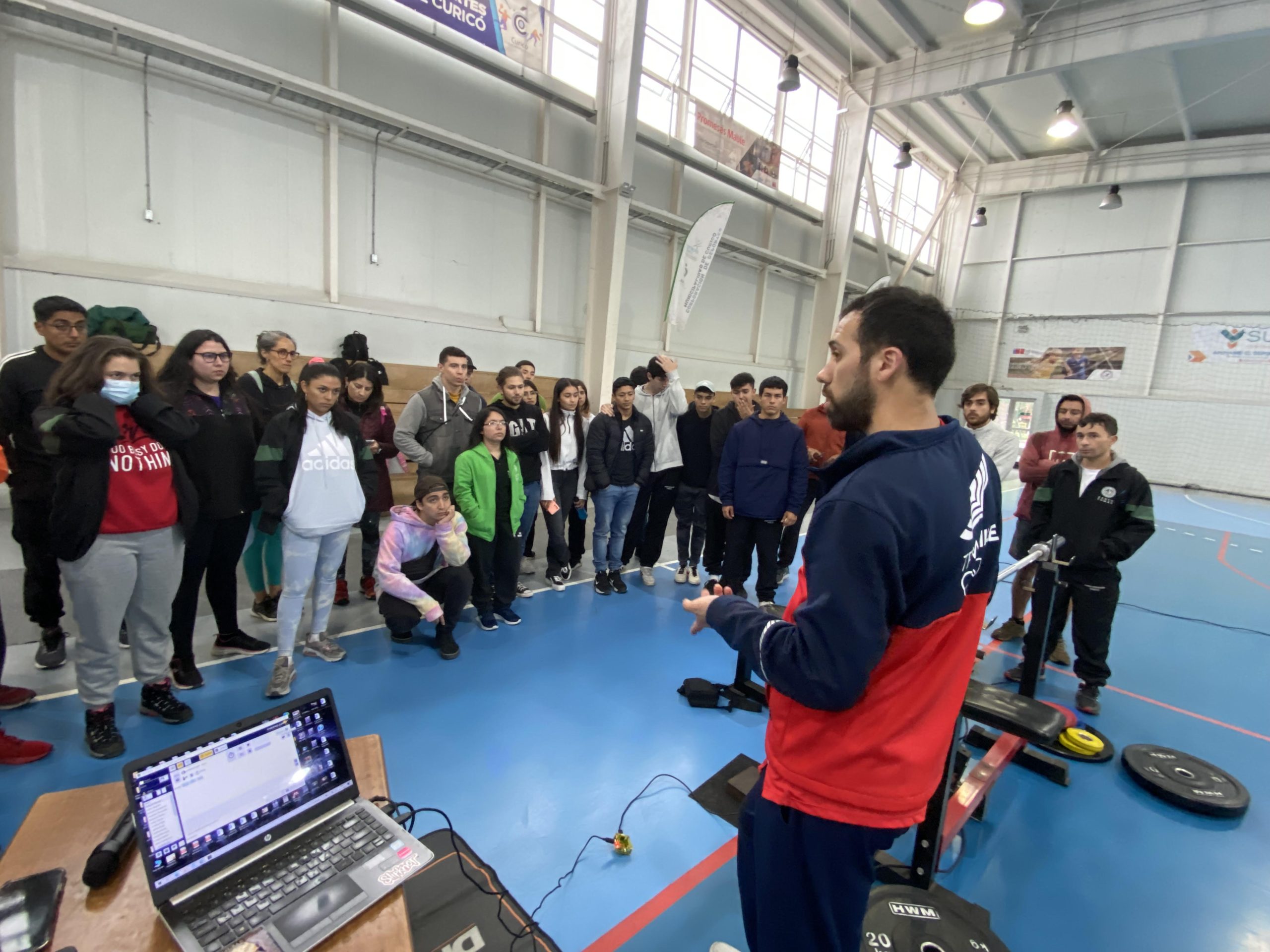 Con éxito se llevó a efecto Clínica deportiva en gimnasio Omar Figueroa de Curicó