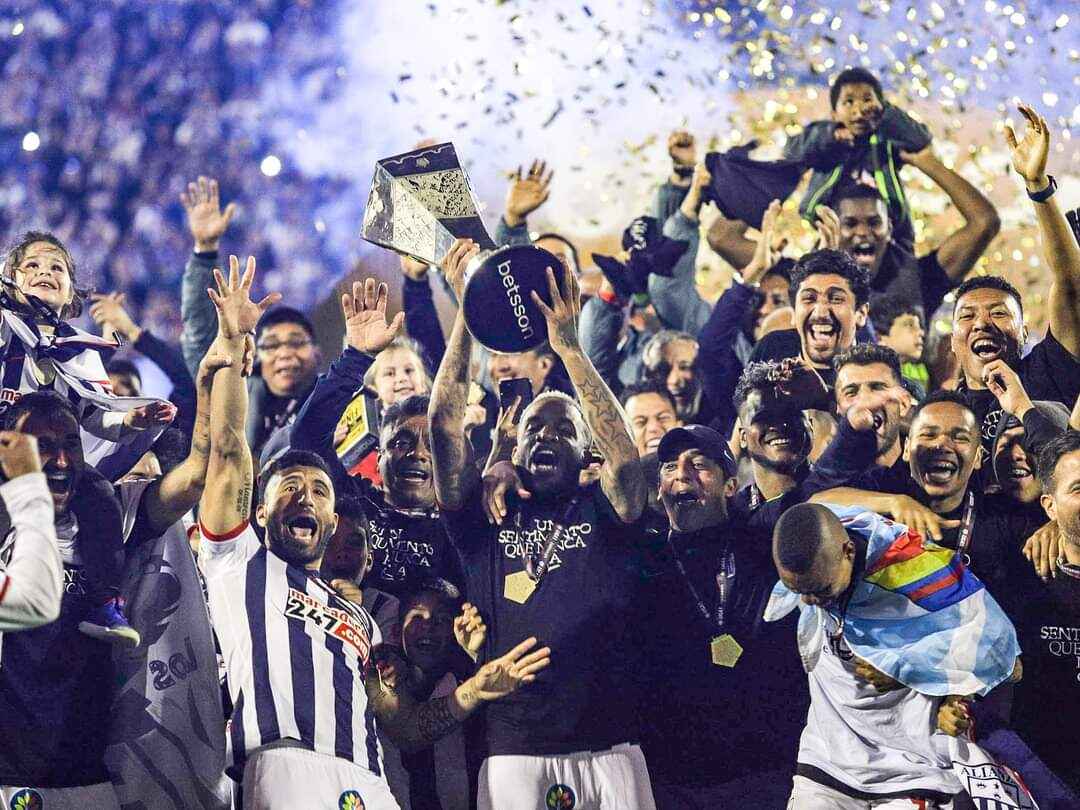 ESTRELLA 25 PARA EL HISTÓRICO ALIANZA-LIMA