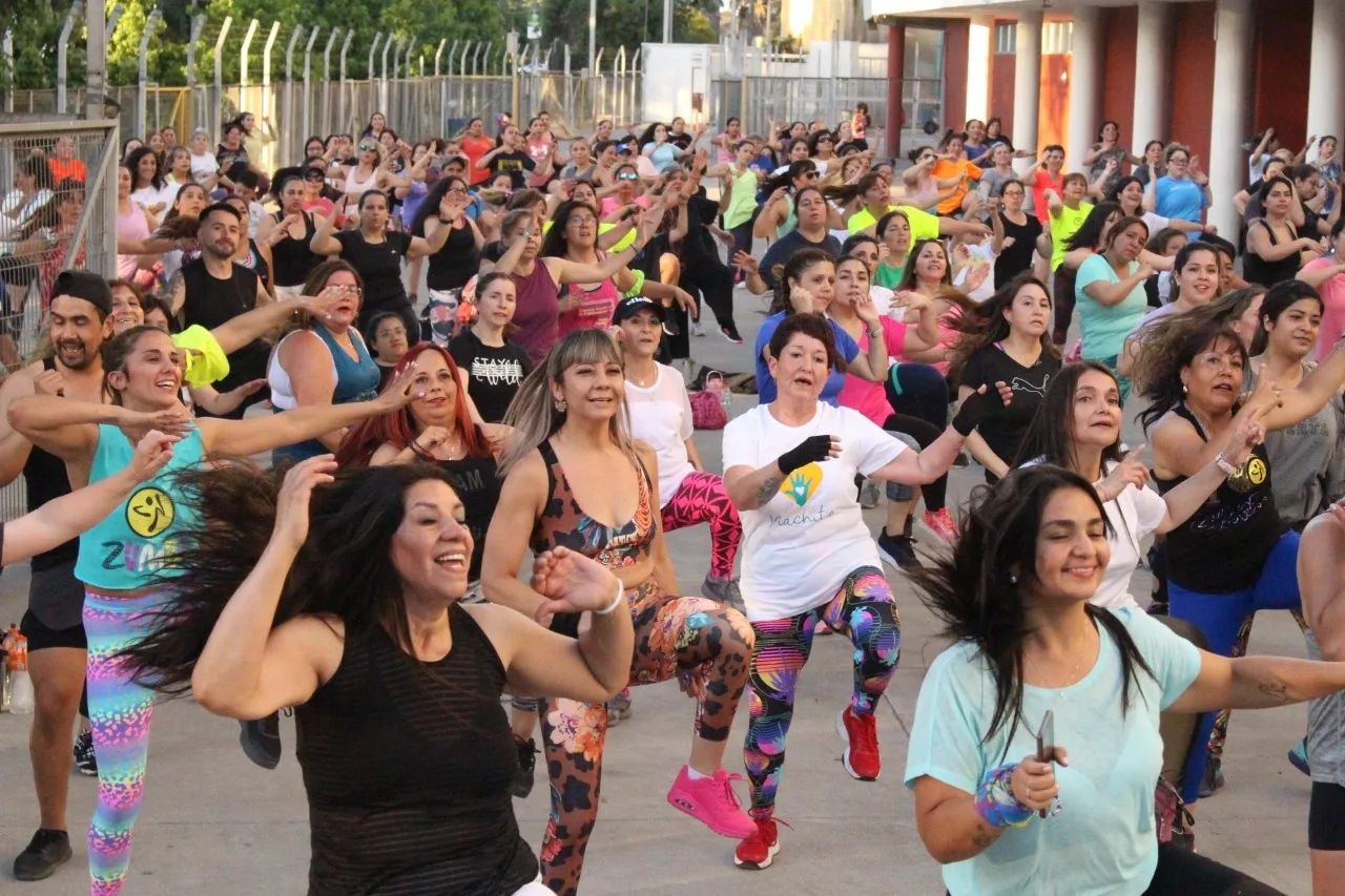 Con mucho éxito se desarrolló la Zumbatón en beneficio de Nachito