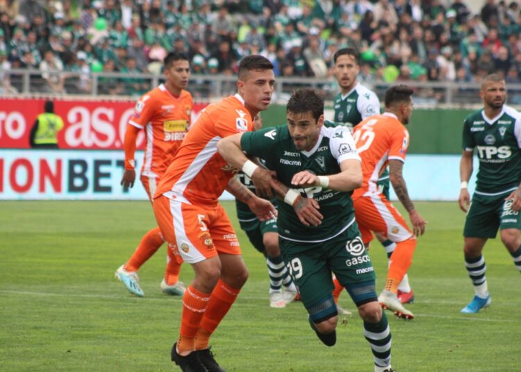 Dalcio confirmó cercanía con un defensa central para este 2023