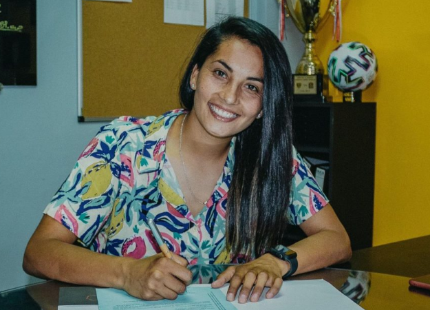 FUTBOLISTA CURICANA SERA LA NUEVA PATRONA DE LAS CRUZADAS