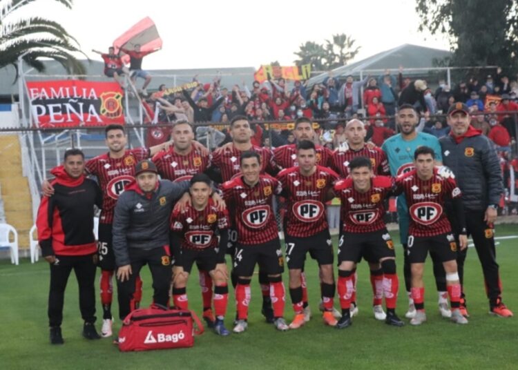 Otro ex jugador de Rangers 2022 jugará en la Segunda Profesional