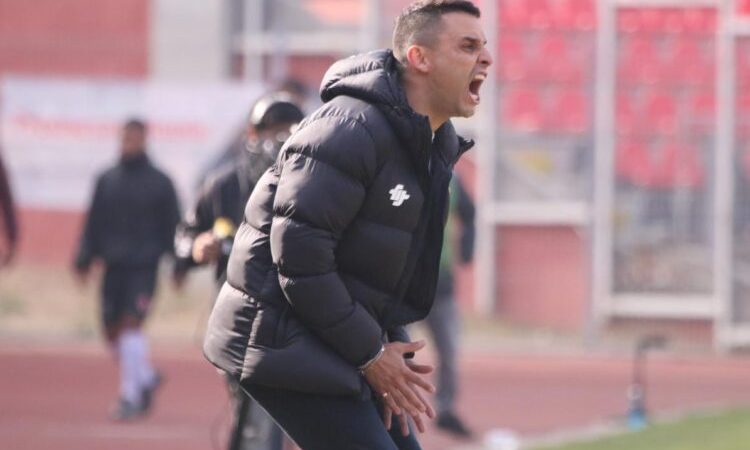 Hasta que por fin encontró Club: Felipe Cornejo volverá a dirigir