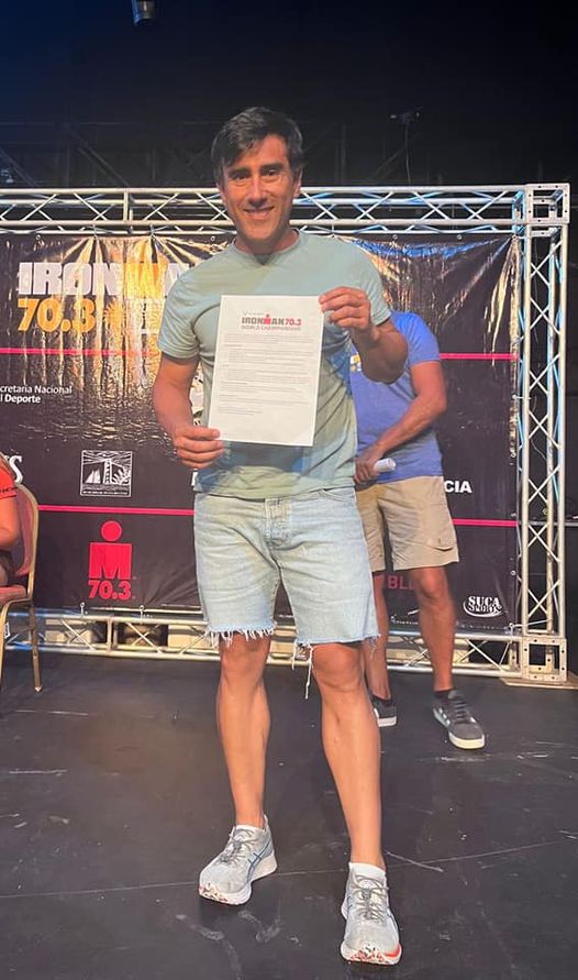 Triatleta curicano Alexy Narváez clasifica a mundial de Finlandia