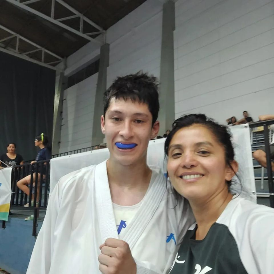 Curicano Gaspar Orellana se coronó campeón Nacional de Karate