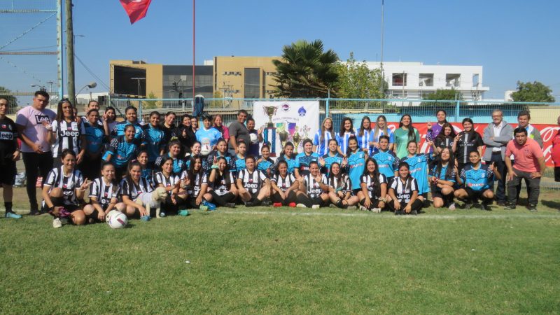 BRILLANTE INAUGURACIÓN DEL I TORNEO DE FÚTBOL FEMENINO
