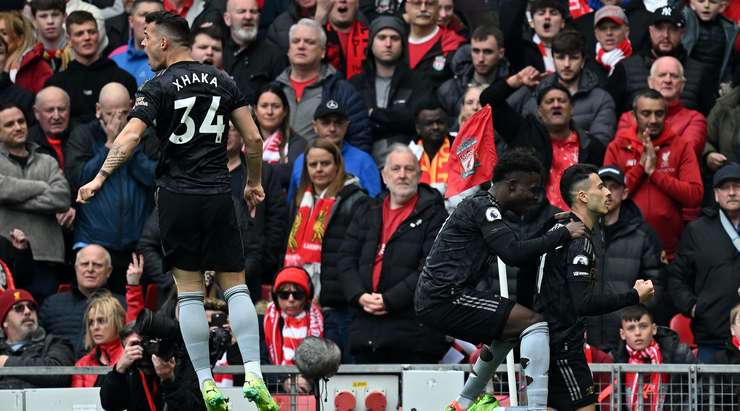 ARSENAL RESCATA EL PUNTO EN ANFIELD